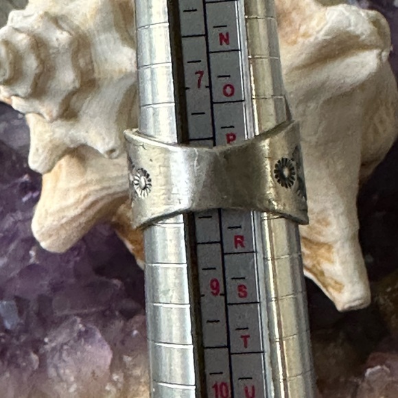 Pink conch turquoise native sterling silver maker sterling silver statement ring - Picture 10 of 12